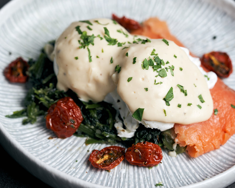 Poached Eggs Florentine with Sautéed Spinach, Smoked Salmon & Mornay Sauce