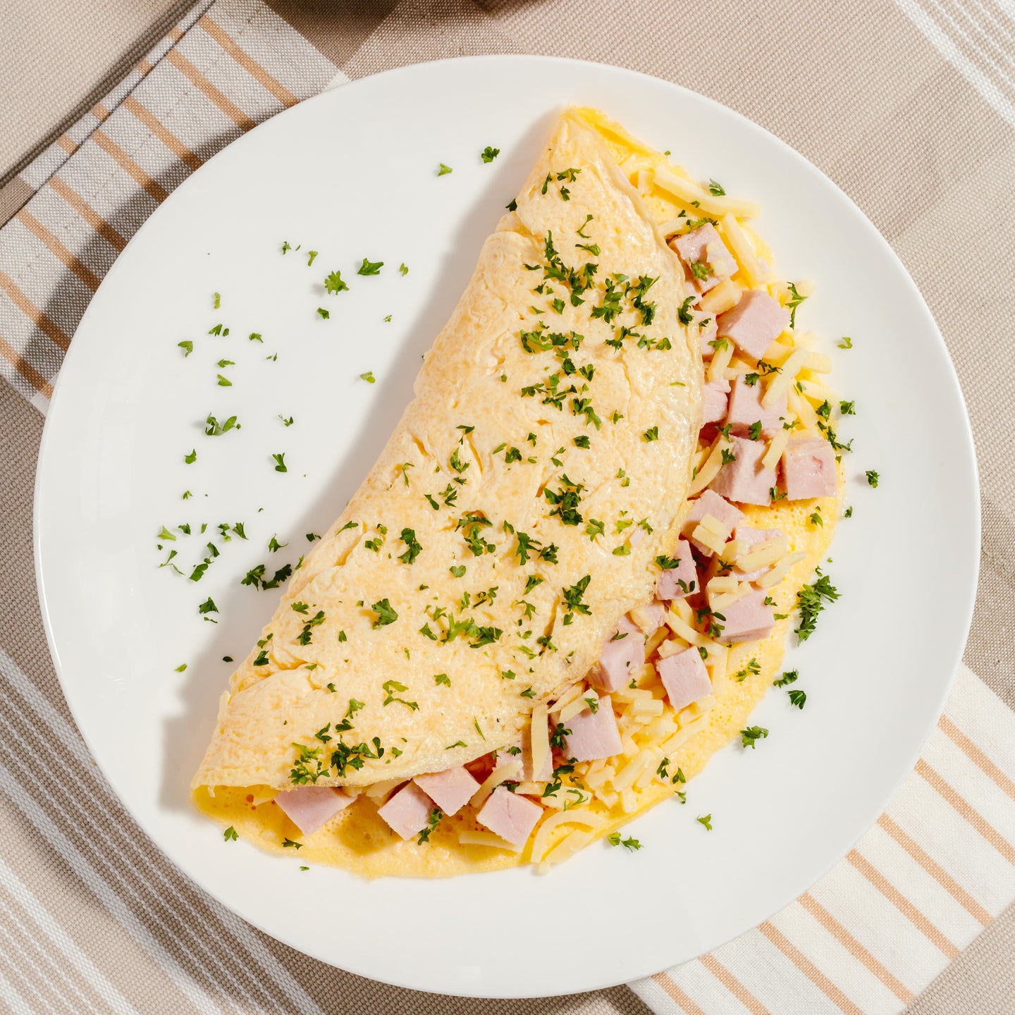 Classic Omelette with Lean Ham & Emmental Cheese