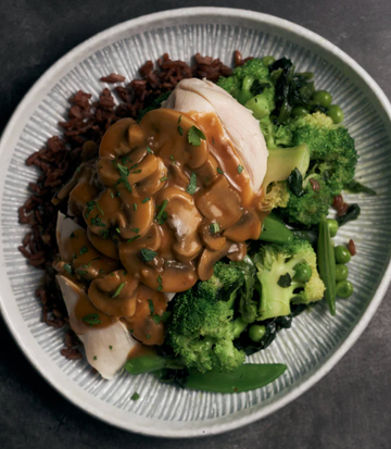 Sous Vide Chicken Breast with Mushroom Gravy & Mixed Green Vegetables