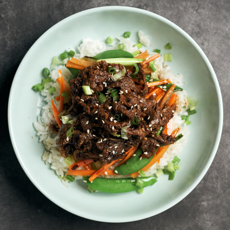 Ginger & Sesame Beef Stir Fry with Sugar Beans, Carrots, Spring Onion and Jasmine Rice