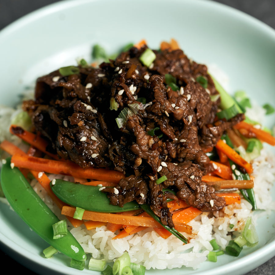 Ginger & Sesame Beef Stir Fry with Sugar Beans, Carrots & Spring Onion