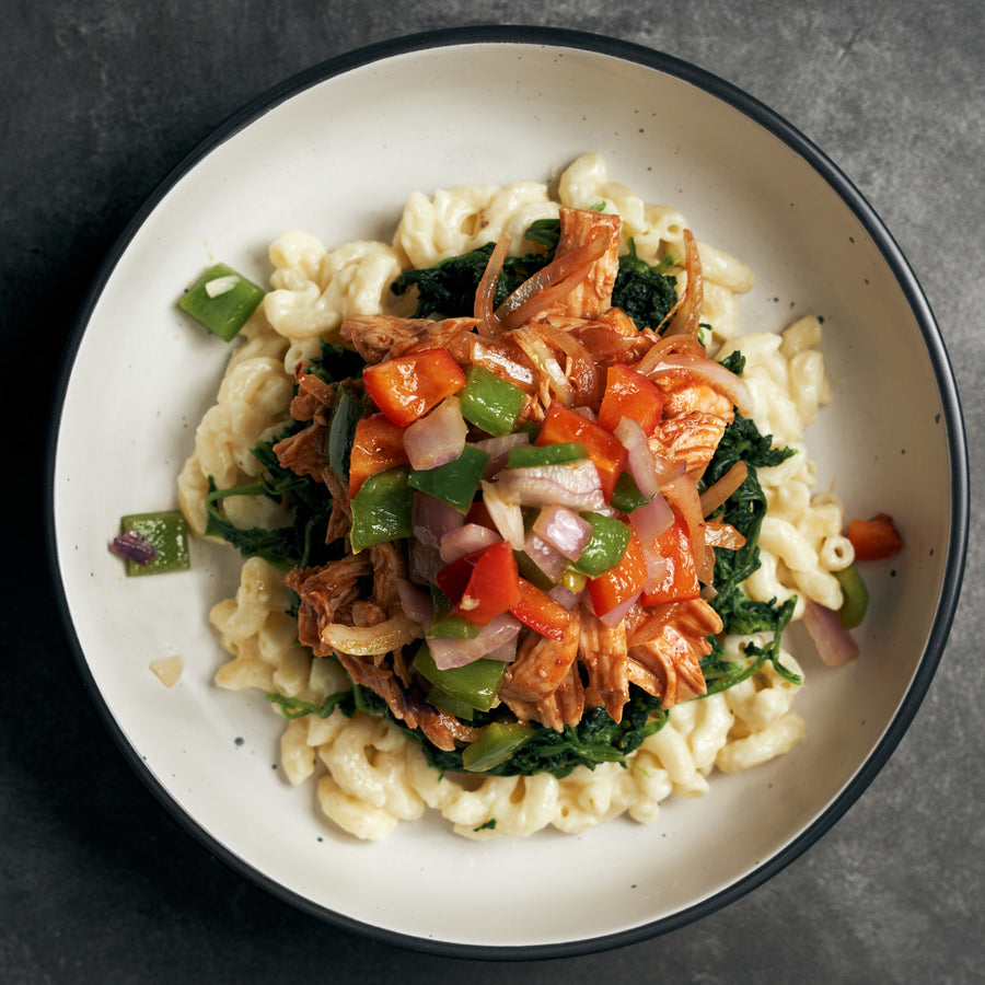 Texas Style Pulled BBQ Chicken with Sauteed Spinach & Peppers & Mac n' Cheese