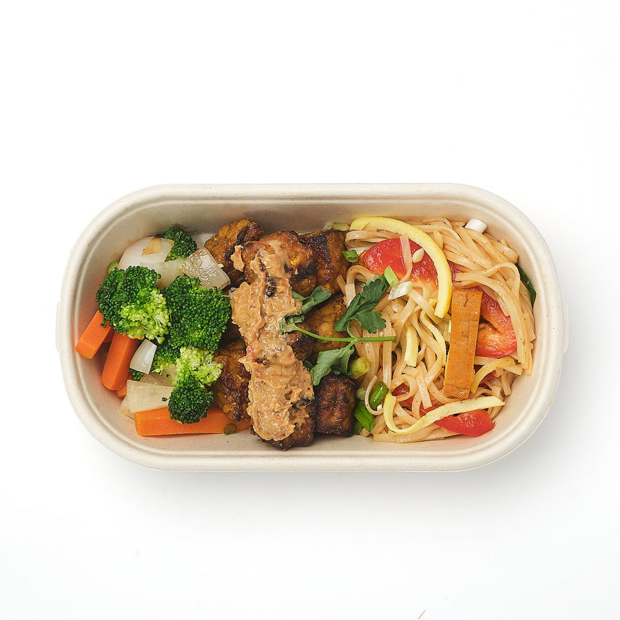 Satay Marinated Tempeh with Potato, Steamed Broccoli, Satay Sauce & Pad Thai