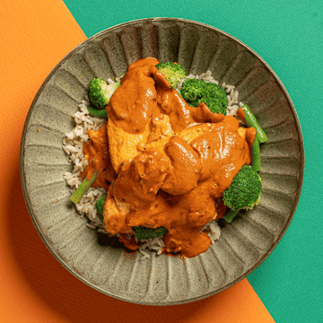 Low Fat Makhani Coconut Chicken with Broccoli & Green Beans